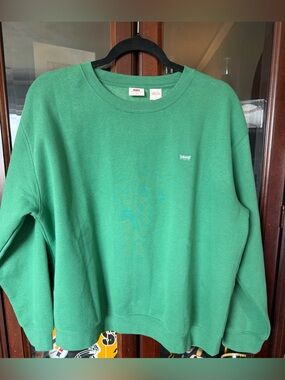 Levi's Green Crewneck Sweatshirt